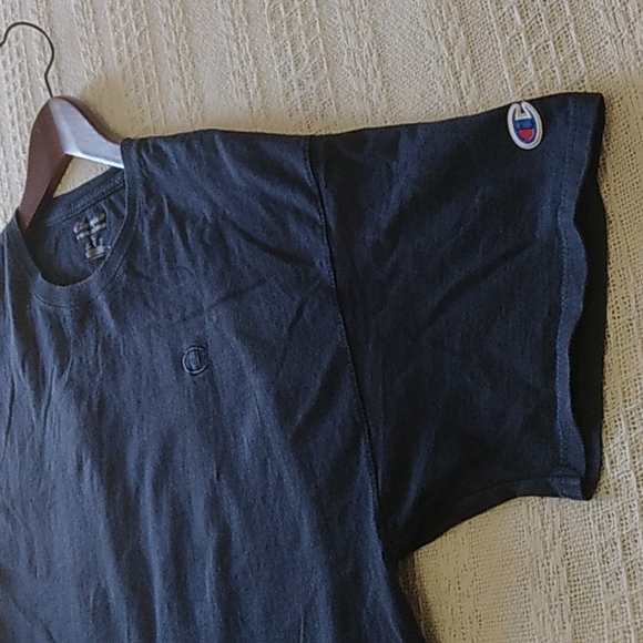 Champion t-shirt (black on black) - Picture 4 of 6